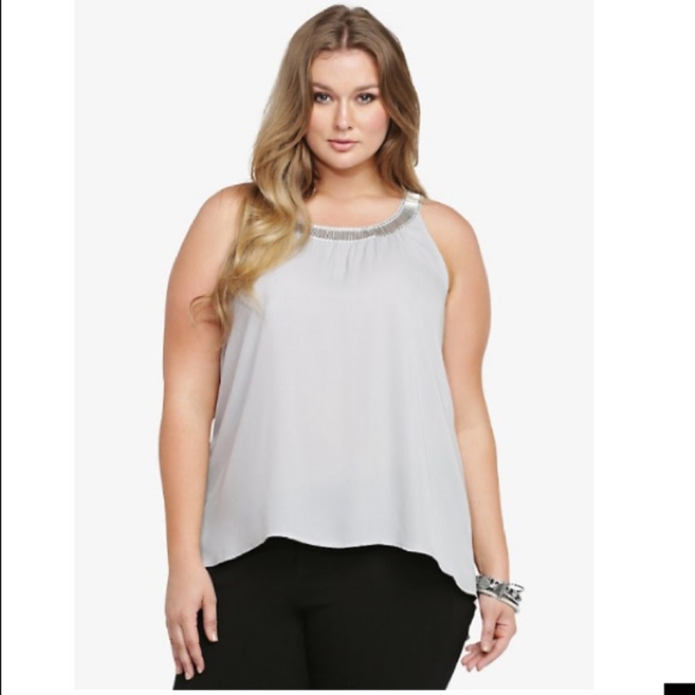 Beaded trim halter tank